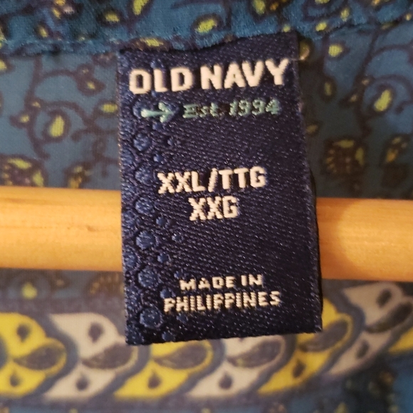 Old Navy flowy mesh-like tank blouse - Picture 4 of 5